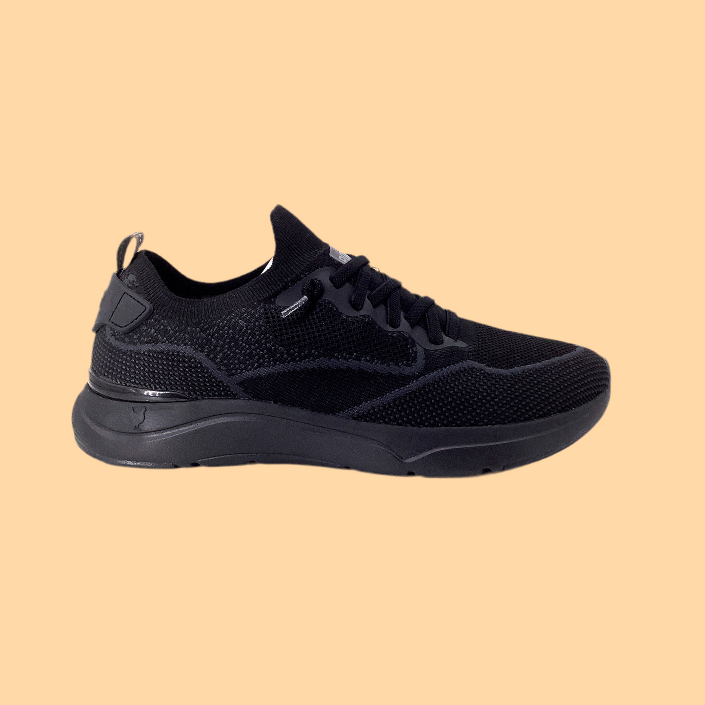 Walk In Pitas Cue Man Negro