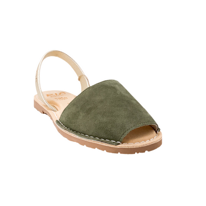 Ria Menorca 27500 Vor Kiefer