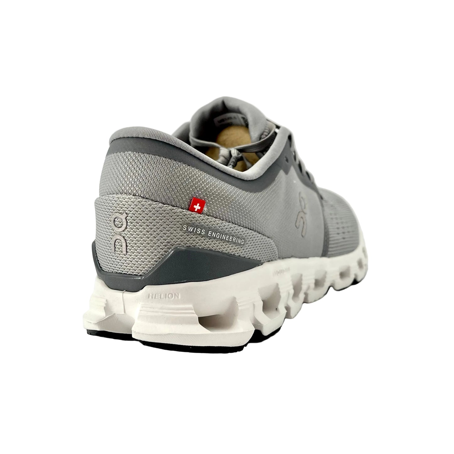 On Run Cloud X 4 Alloy Ivory